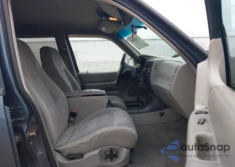 2000 Ford Explorer Xlt z USA, uszkodzony, nr VIN 1FMZU73E6YUB22194